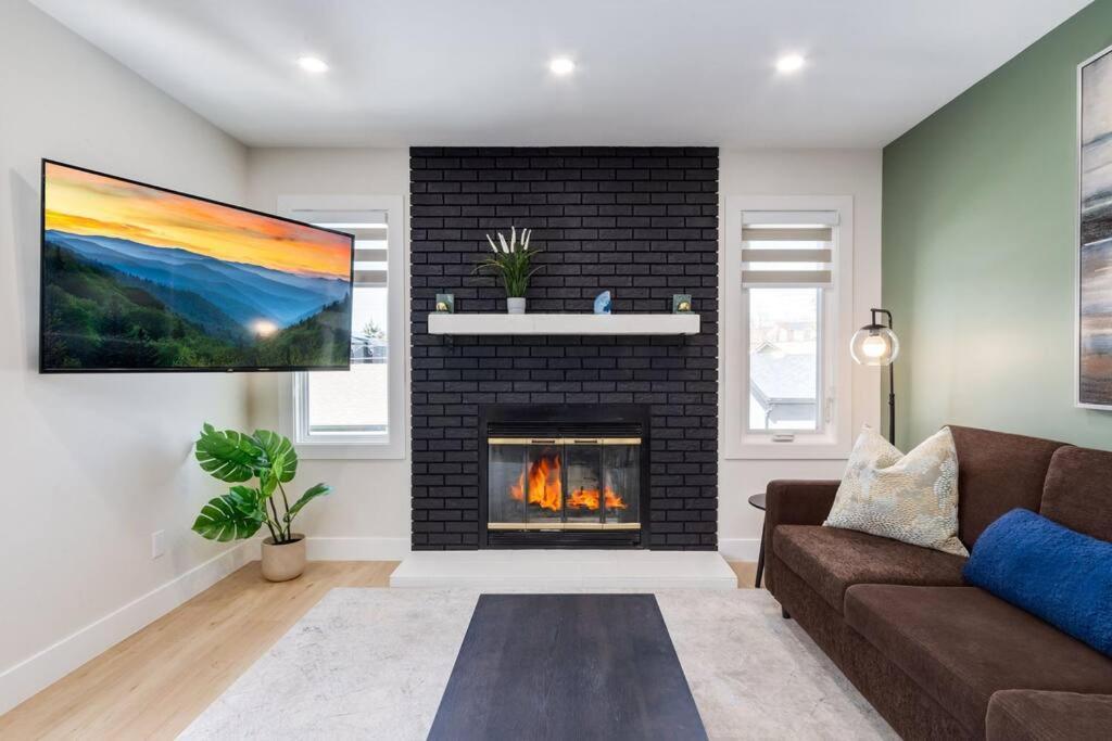 Pet Friendly & Accessible, 4 Beds YYC Exterior foto